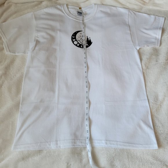 Moon's & Mountain's Print Crew Neck T-Shirt - Picture 3 of 8